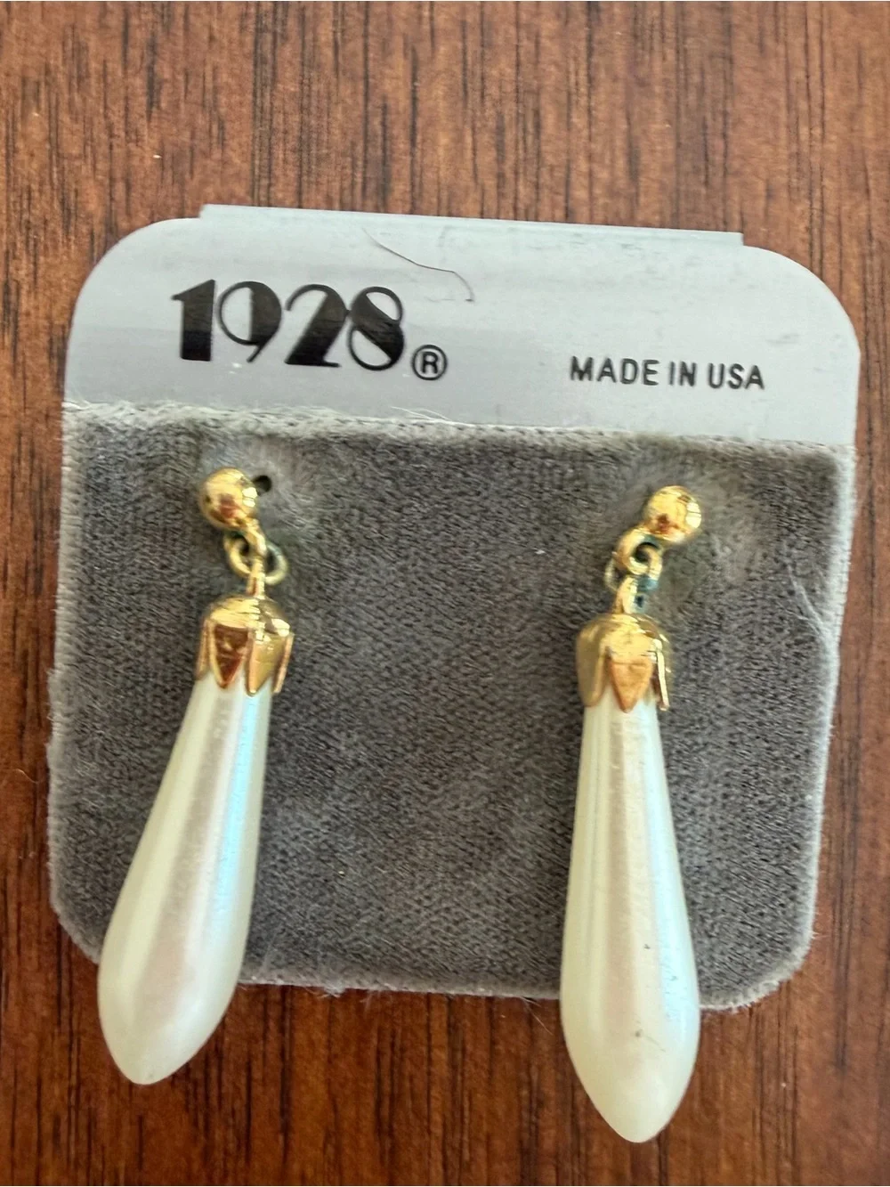 Vintage 1928 Gold Tone Faux Mother of Pearl Teardrop Dangle Earrings Victorian